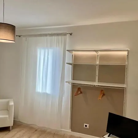 Manzoni 289 *